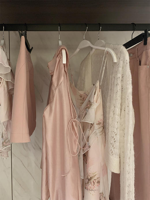 金蘑菇菇 清冷少女的一天 / 小心机露肩衬衫女宽松洋气设计感上衣 商品图2