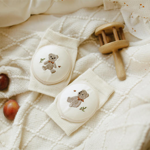 【宝宝学步护膝 健康亲肤透气】23年夏宝宝护膝爬行袜婴儿护膝防摔护具网眼透气儿童膝盖保护袜套 商品图7