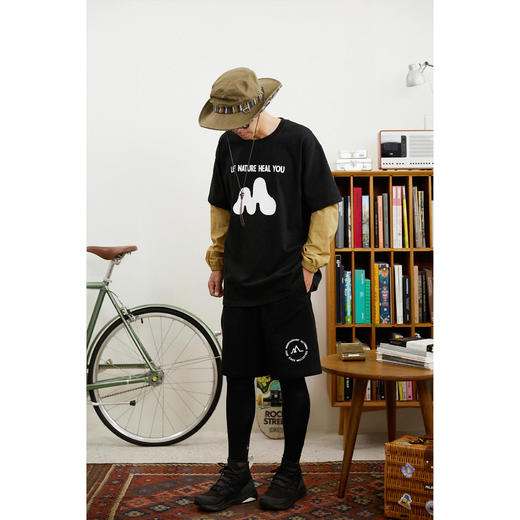 MountainSurf山系露营 高山溶解LOGO 印花拼接长袖T恤 SLOGAN TEE 商品图2