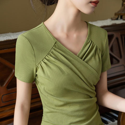 短袖t恤女夏新款，交叉v领纯色拼接体恤设计感褶皱收腰上衣SG-T3X0274 商品图3