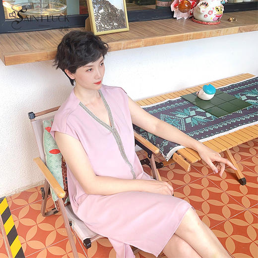 SAINT L’UCK/圣媛女装夏季中长款领口流苏连衣裙SA220L34 商品图0