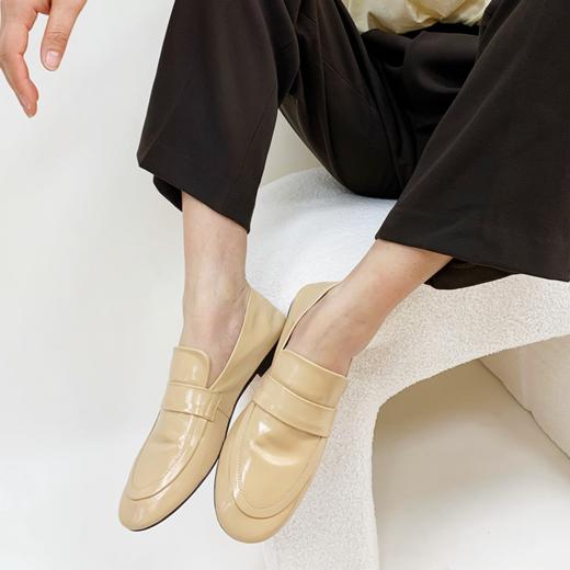 RIMRIM 圆头平底乐福鞋 马油牛皮 黑色/杏色/白色 商品图1