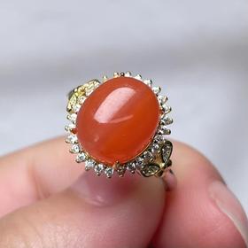 南红玛瑙-蝴蝶边旦形