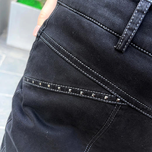 SAINT L’UCK/圣媛女装春秋季简约款喇叭裤，女裤SA320C51 商品图4