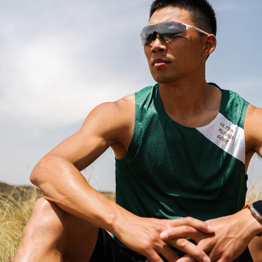 URG无缝无袖斜杠T恤Slash Tank新款男女款春夏秋季跑步运动跑马拉松比赛户外健身训练背心 商品图5