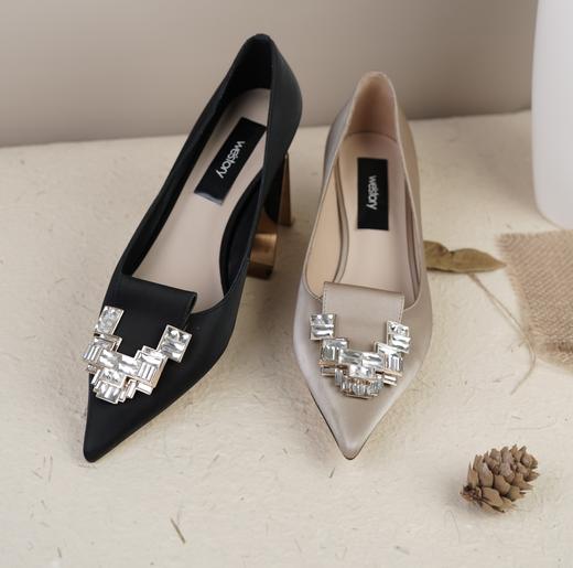 westory2023年秋季新款镶钻细高跟时尚百搭尖头皮鞋73321 商品图1
