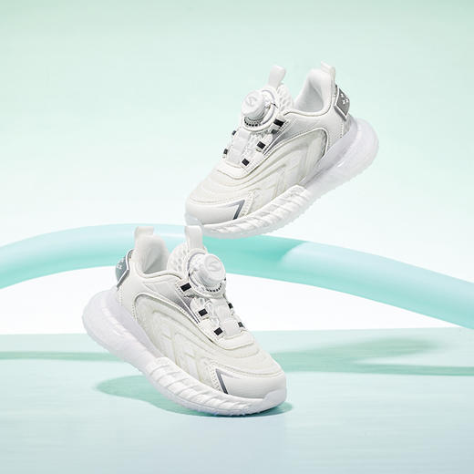 【防撞鞋头，稳固保护】2023夏新女童旋转纽扣单网运动鞋，男童镂空透气凉鞋，便携旋转纽扣穿脱方便，镂空织物鞋面柔软耐穿-SH 商品图7