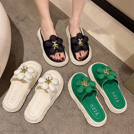 【应季好物】花朵熊拖鞋（拍大一码） 黑色/米白色/绿色 商品图1