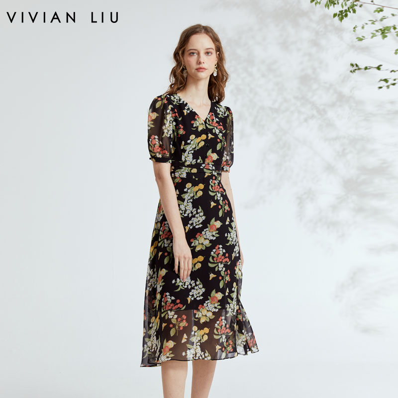 VIVIAN LIU R2324106 春女装新款雪纺印花V领收腰田园半袖连衣裙