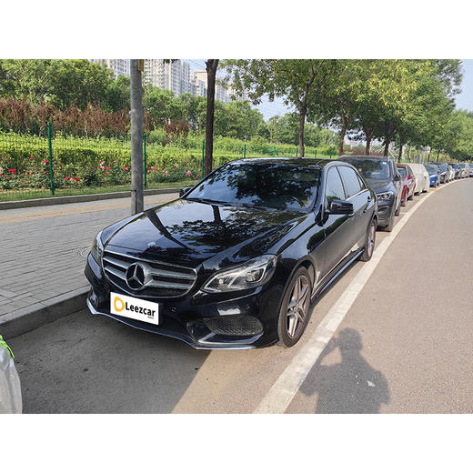 奔驰 E 260 L 运动豪华型【长租-北京】 商品图1