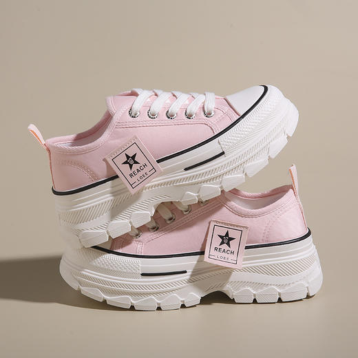 百搭小白鞋，潮流ins必备；清新帆布鞋，夏日感受；时尚韩版女鞋，演绎青春活力；学生板鞋，轻松驾驭校园风。让你走在时尚前沿，享受舒适自由的步履！ 商品图4