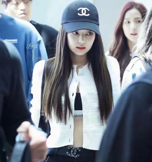 进出专柜小香经典镂空扣腰带 头层双面牛皮精致腰带 商品图12