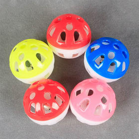 猫咪镂空铃铛球 抛掷互动逗趣发声 3个装 颜色随机 宠物玩具