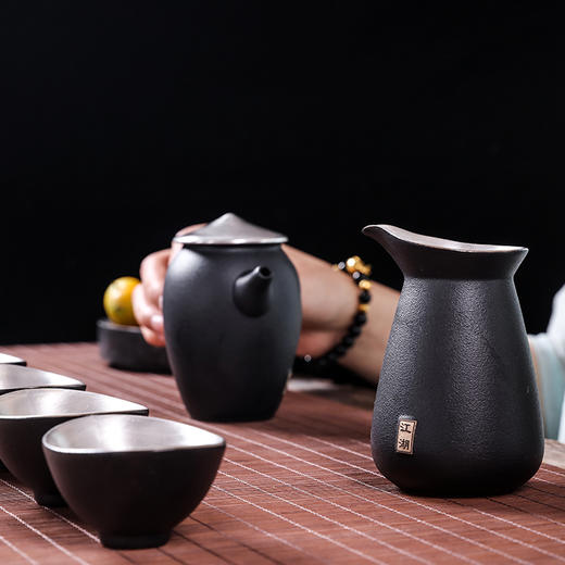 江湖鎏银工艺茶具八件套 商品图1
