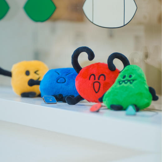 公益系列组合徽章毛绒胸针 商品图0