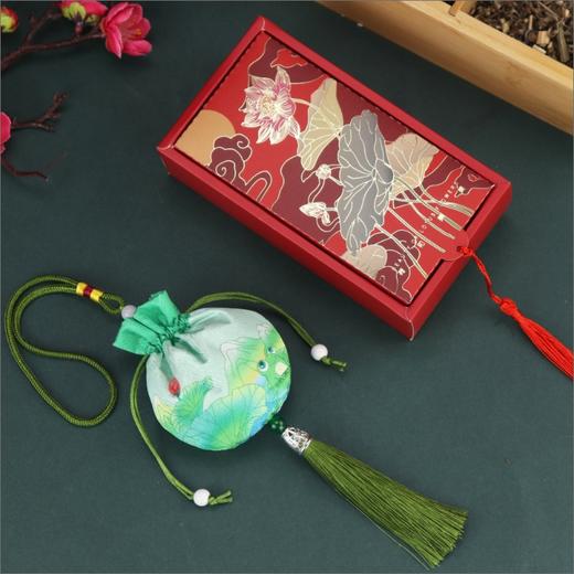【端午佳节送好礼！携稀有艾草】以古法制香，为家人祈福庇佑。经典中式礼盒，彰显非凡品位。让你的端午更有特色、更有仪式感。 商品图7