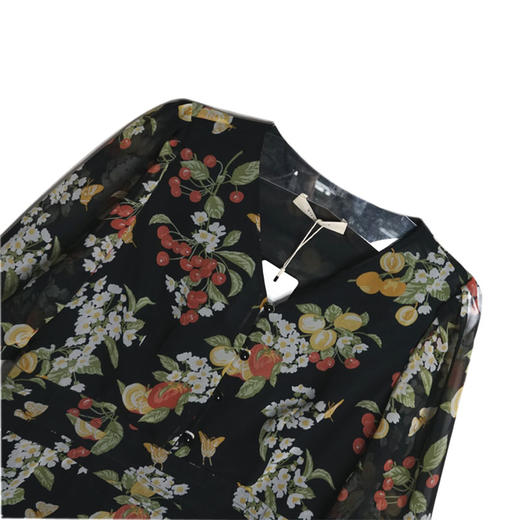 VIVIAN LIU R2324106 春女装新款雪纺印花V领收腰田园半袖连衣裙 商品图2