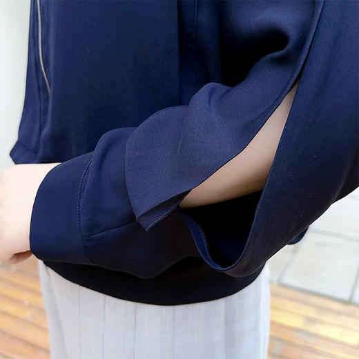 圣三利女装新春秋季纯色休闲外套SL121A10 商品图3