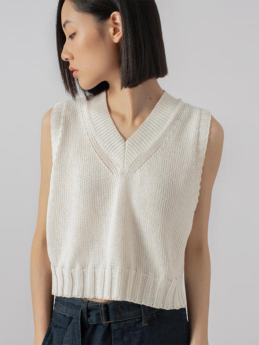 322工房重塑经典和纸纱棉针织马甲2023春夏款V领百搭无袖背心B069 商品图3