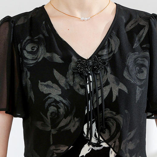 时尚气质短袖中长款A字裙，黑色印花连衣裙QYM-XY-23DZ88-Y 商品图3