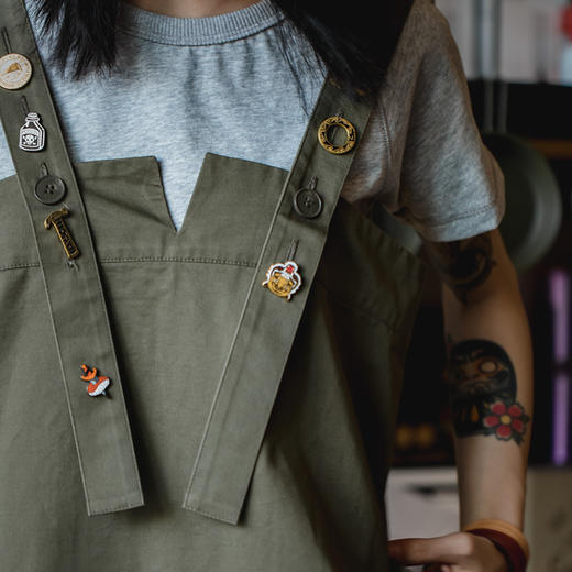 马登女装 日系复古vintage珐琅蝴蝶扣胸针阿美咔叽徽章玩物配饰潮 商品图1