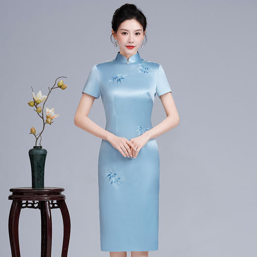 婚庆喜婆婆婚宴装平时可穿旗袍连衣裙夏2023新款刺绣喜妈妈礼服LHS-A19 商品图0