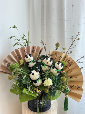 国风小熊猫 · 花桶
