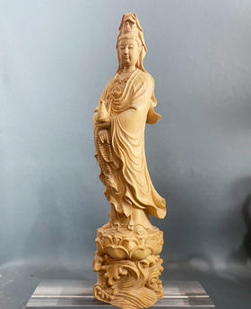 自在观音（手持净瓶海浪莲花宝座）°黄杨木摆件