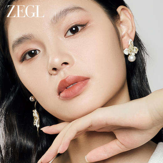ZEGL设计师初夏物语系列花朵人造珍珠耳环女小众耳钉不对称耳饰品 商品图2