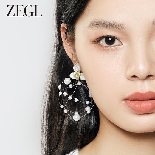 ZEGL设计师初夏物语系列满天星珍珠耳环女轻奢高级感耳钉法式耳饰 商品图3