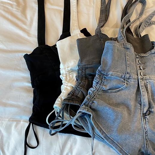 抽绳牛仔短裤女夏季新款，设计感十足，适合小个子辣妹穿着。高腰设计，修饰腰线，阔腿裤型，舒适自由。材质优质，透气舒适，让你在夏季时尚不出汗。 商品图2