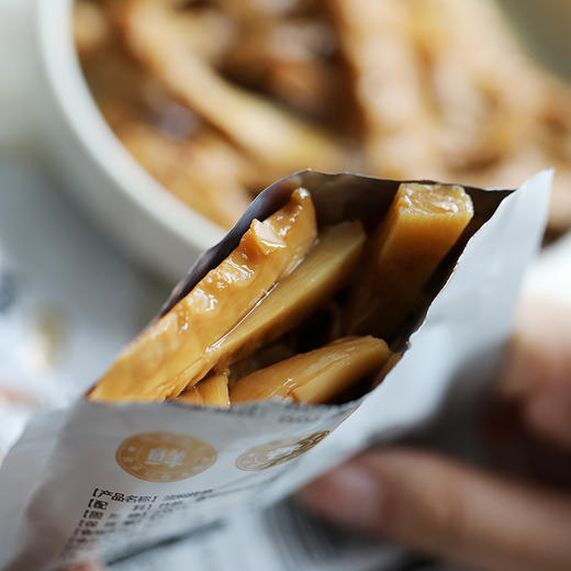 逢食油焖烤笋50g/袋便携装，开袋即食，比肉还好吃！鲜甜脆嫩，爽口下饭，无添加剂，越吃越香，老底子的味道！ 商品图6