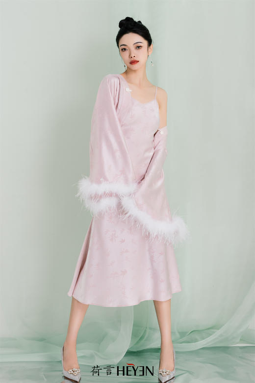 荷言HEYEN于归高级定制鸵鸟毛吊带裙+鸵鸟毛外套新娘晨袍日常睡衣 商品图1