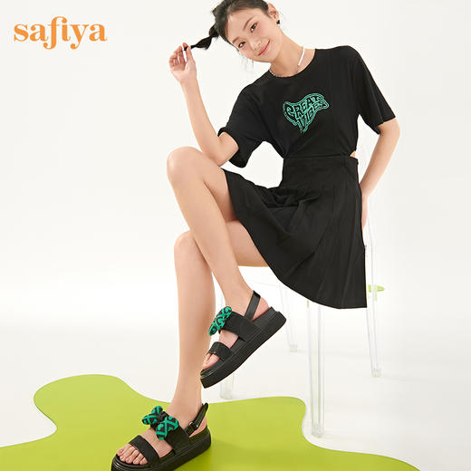 Safiya/索菲娅2023夏季新品小众炸毛兔IP厚底增高爱心拼色露趾凉鞋SF32115016 商品图6