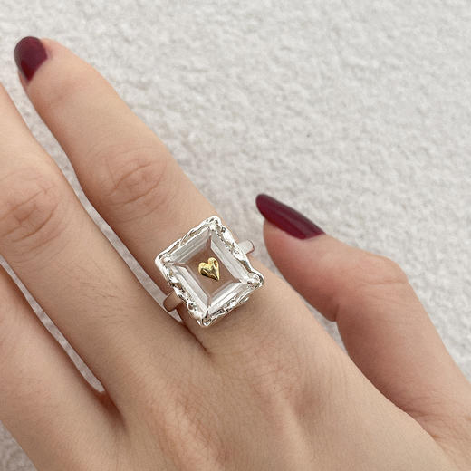 MINT THERAPY 白水晶液态肌理宝石戒指 商品图3