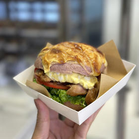 照烧鸡排芝士堡（约10:30出炉）紫薯面