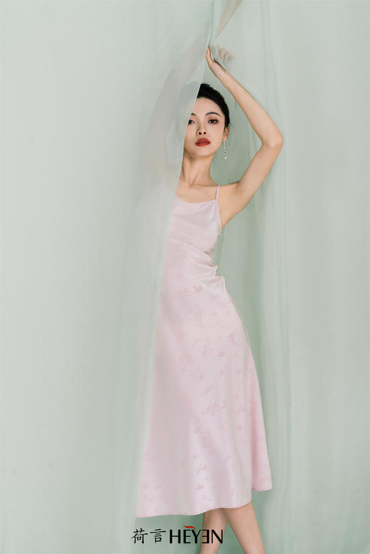 荷言HEYEN于归高级定制鸵鸟毛吊带裙+鸵鸟毛外套新娘晨袍日常睡衣 商品图4