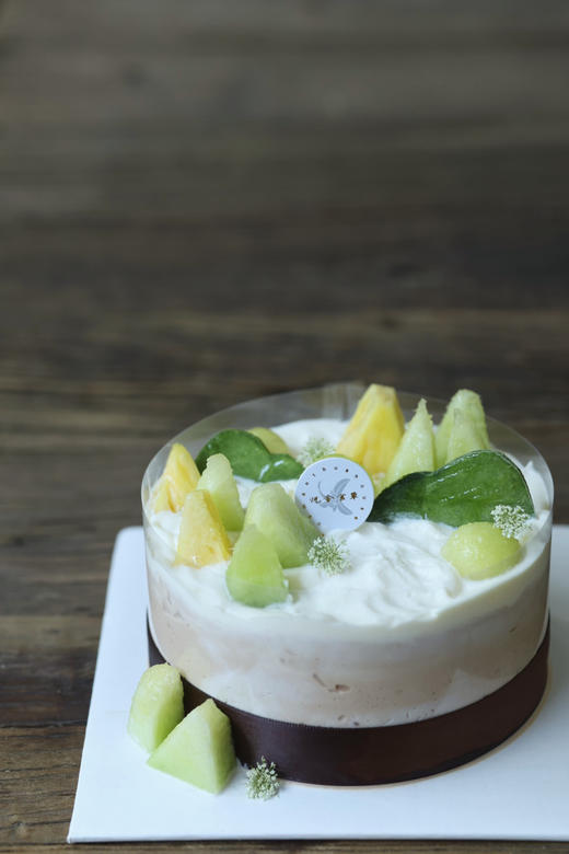 父亲节限定·法芙娜焦糖巧克力蜜瓜凤梨蛋糕 商品图0