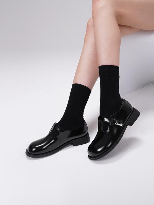 百货世界-INJOYLIFE-亮面饰扣玛丽珍 商品图2