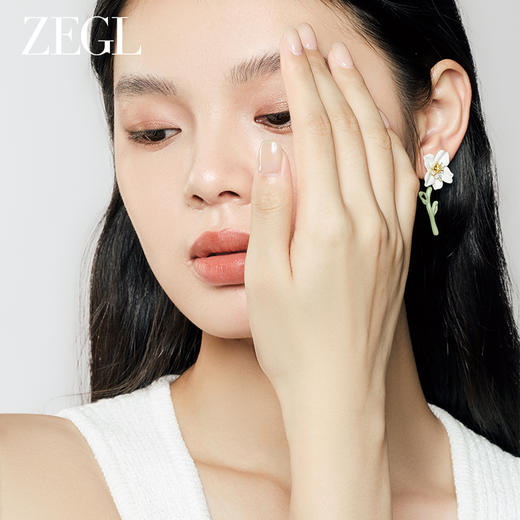 ZEGL设计师初夏物语系列花朵耳环女小众设计感耳钉森系夏天耳饰品 商品图4