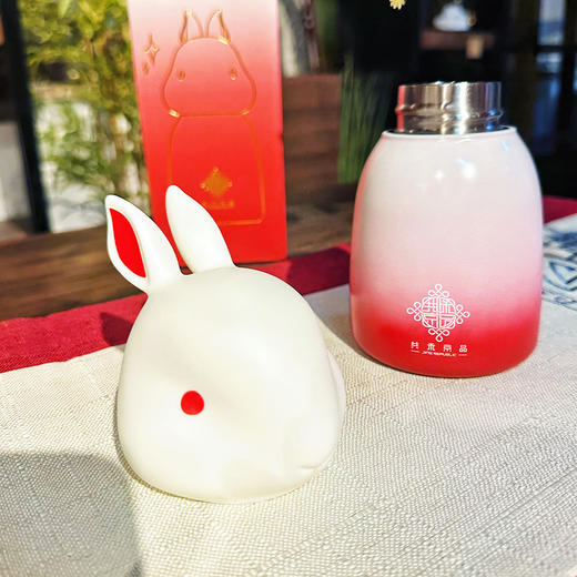 大展红兔保温杯 商品图2