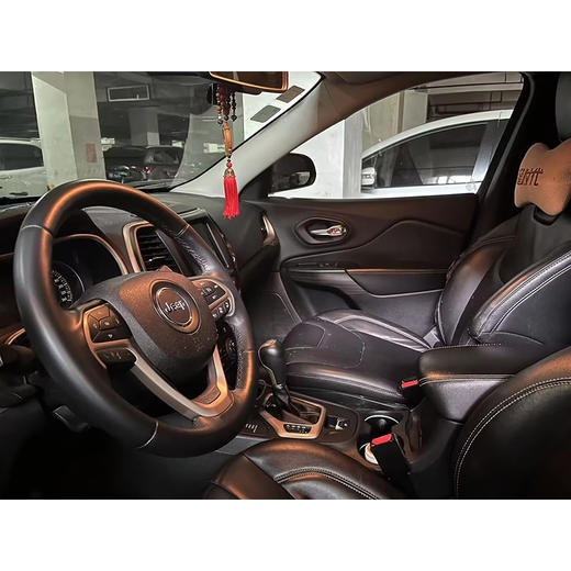 Jeep 自由光（进口）2.4L 都市版【长租-深圳】 商品图5
