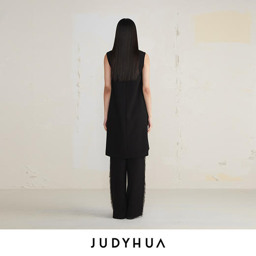 JUDYHUA 肩部撞色V领设计款连衣裙 商品图2