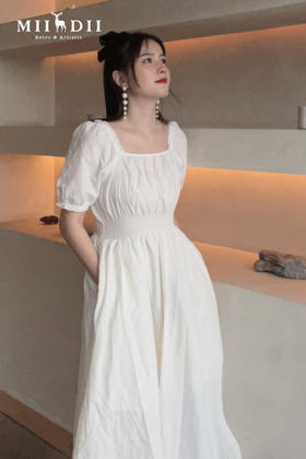 奶油冰淇淋一样甜美的夏日长裙