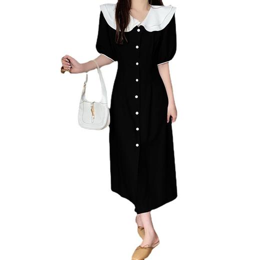 梦想不会因胖而止步，给自己更多自信，穿上夏季大码女装法式气质娃娃领连衣裙，展现你的青春活力和自信美丽！ 商品图4