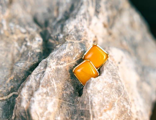 18号【国风珠宝节】方糖蜜蜡方形耳钉 商品图1