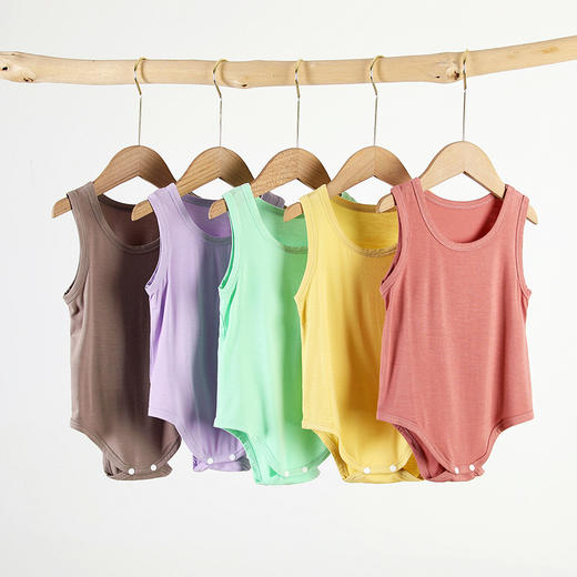 【清仓捡漏39.9三件】宝宝背心三角包屁哈衣，夏季超薄款护肚内衣婴儿童连体睡衣服莫代尔，柔软舒适面料，凉爽透气，手感华滑爽，亲肤触感，让人爱不释手 商品图3
