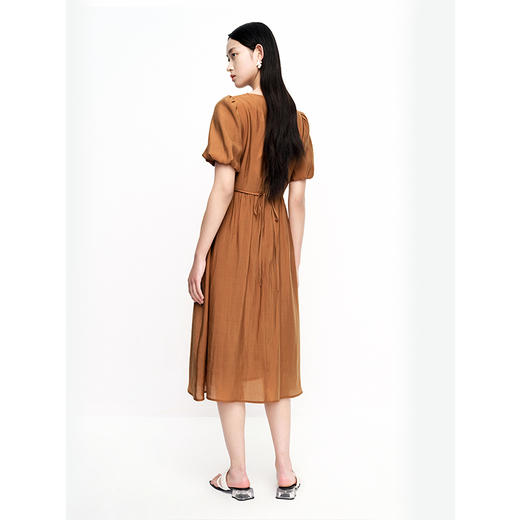 NEELLY纳俪商场同款法式泡泡袖天丝连衣裙女新款夏季方领A字裙潮N23061Y01198 商品图3