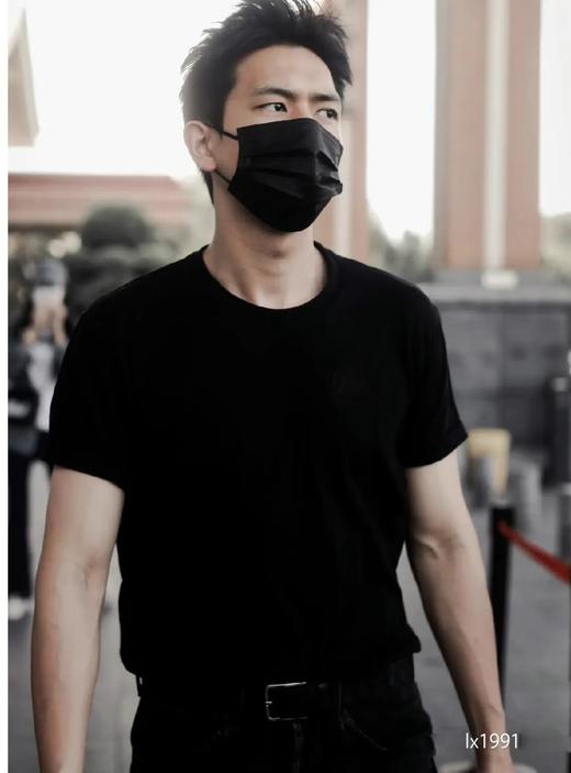 李现同款～高端牙刷绣！轻奢纯色休闲短袖T恤9826 商品图0