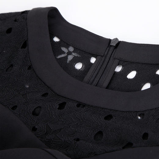 NF8T7斯尔丽瑟俪2023名媛风夏季蕾丝拼接款短袖立体裁剪收腰显瘦连衣裙 商品图4